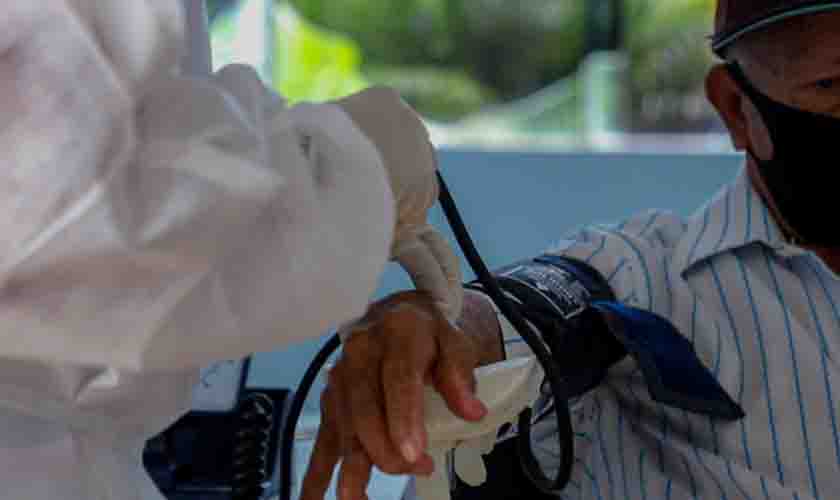 Moradores do Condomínio Porto Madeira 1 são assistidos com Ação em Saúde