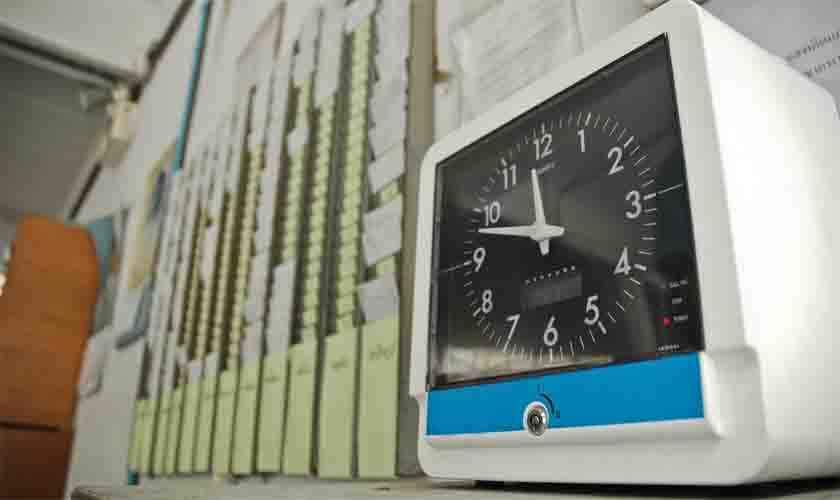 Mantida dispensa por justa causa de empregado que faltava muito ao trabalho sem justificativa