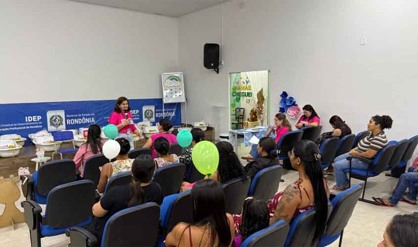 Troca de informações com gestantes e entrega de kit enxoval para bebês integram campanha Agosto Verde, em Rondônia