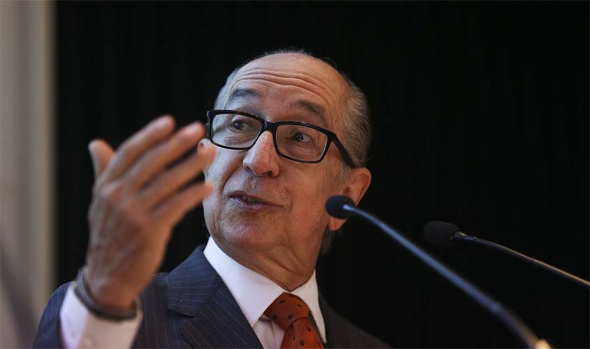 Marcos Cintra é exonerado do cargo de secretário da Receita