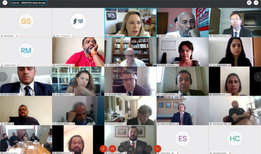 Audiência entre Correios e empregados termina sem acordo e greve vai a julgamento