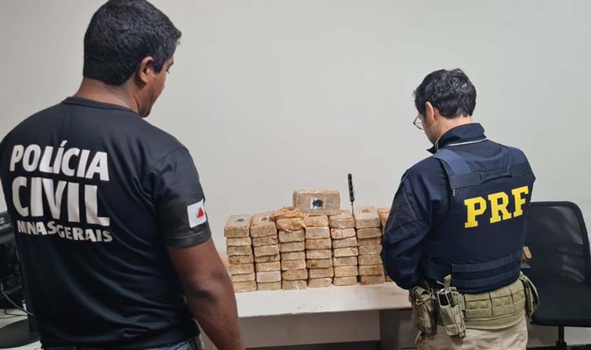 Em Curvelo/MG, realizando Operação Integrada, PRF e PCMG apreendem 50 KG de Cocaína