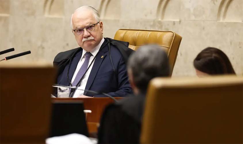 Fachin rejeita julgamento conjunto de Moraes e Mendonça