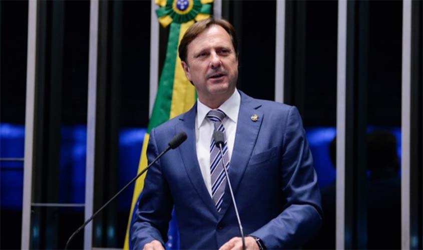 Gurgacz comemora edital para pavimentação do trecho da BR-319