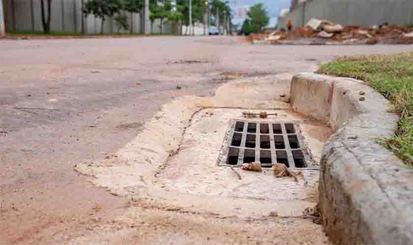 Serviços de drenagem são intensificados no período chuvoso em Porto Velho