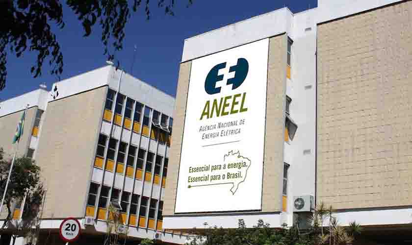 Aneel prevê aumento de 21% na conta de luz em 2022