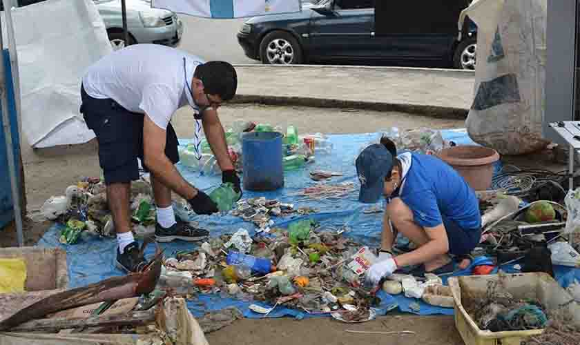 Ideia de ambientalista para proibir plástico e microplástico vira projeto em discussão na CAE  