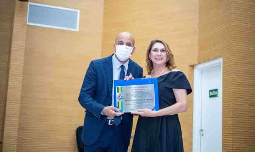 Advogada Zênia Cernov é homenageada com Título de Cidadã Rondoniense
