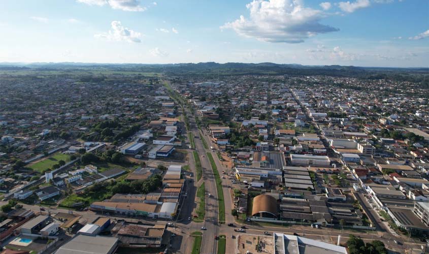 Prefeitura convoca para cargos de auditor fiscal e zelador