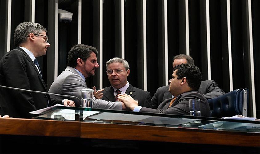 Senado aprova pacote anticrime, que vai para sanção presidencial