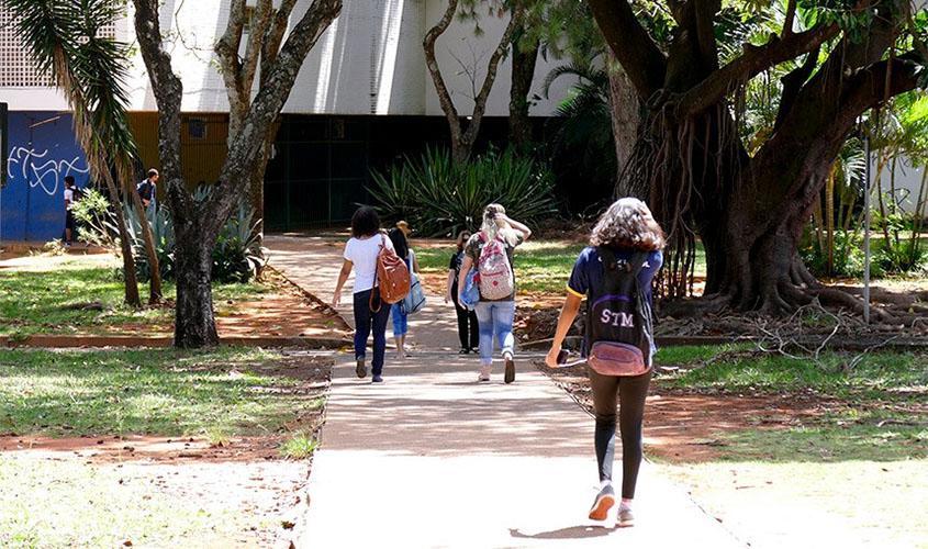 Promulgada lei que garante atendimento de psicólogo a alunos de escolas públicas