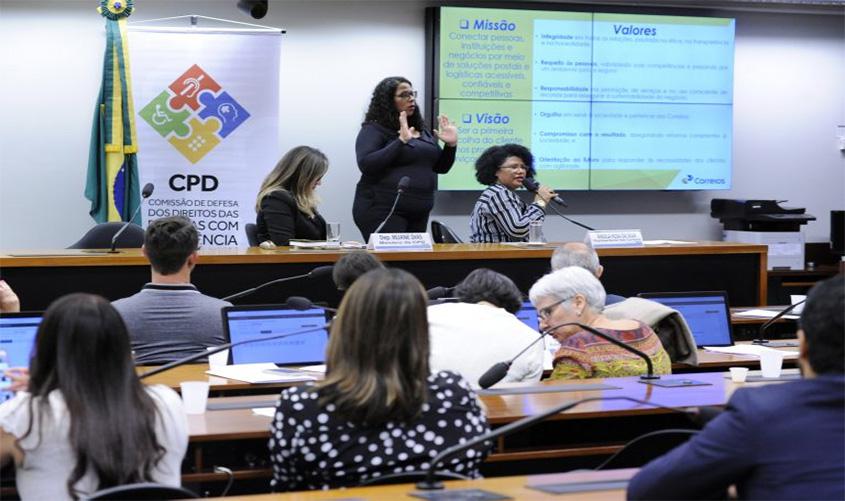 Debatedores alertam sobre descumprimento de cotas de trabalho para pessoas com deficiência