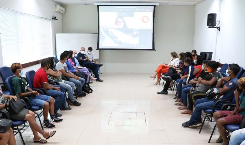 Força-Tarefa do MPRO para garantia de transporte escolar fluvial se reúne com representantes de comunidades ribeirinhas