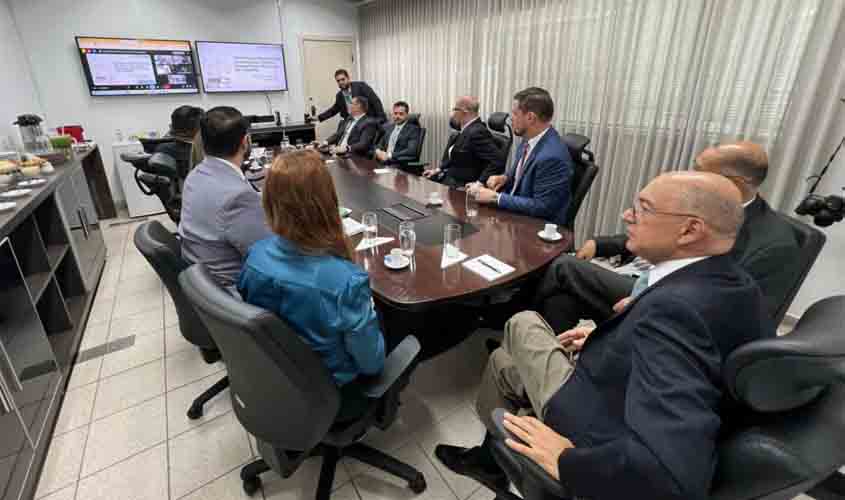 OAB Rondônia se reúne com presidente do TRT-14 para discutir projeto de Equalização da Carga e Força de Trabalho