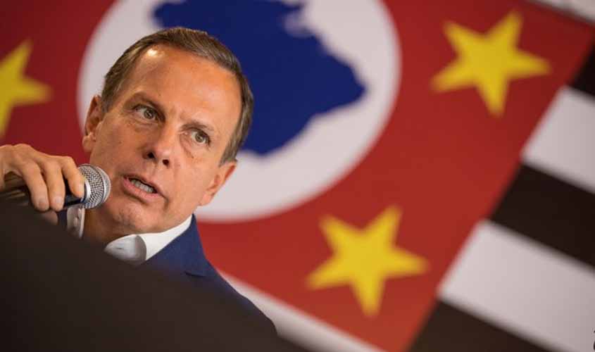 Dória visita escola onde ocorreu tiroteio em Suzano