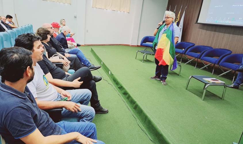 Conselho Municipal de Saúde dá posse a 24 novos conselheiros