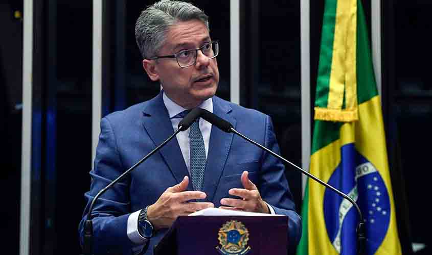 Senado aprova uso da linguagem simples em órgãos públicos