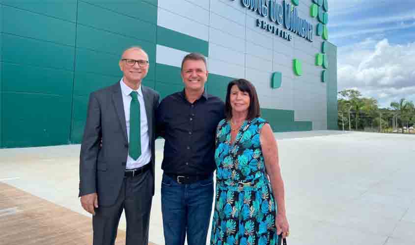 Luizinho Goebel parabeniza iniciativa dos empresários João Carlos de Freitas e Mirian Freitas pelo belíssimo empreendimento Jardins de Vilhena Shopping