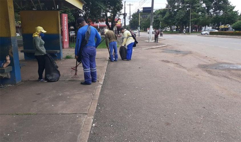 Prefeitura realiza limpeza na região da rodoviária