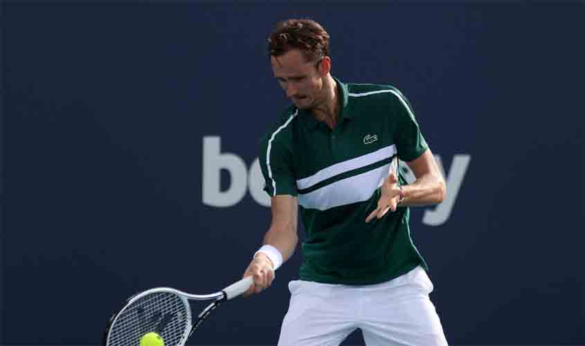 Número 2 do mundo, Medvedev contrai covid-19 e não joga em Monte Carlo