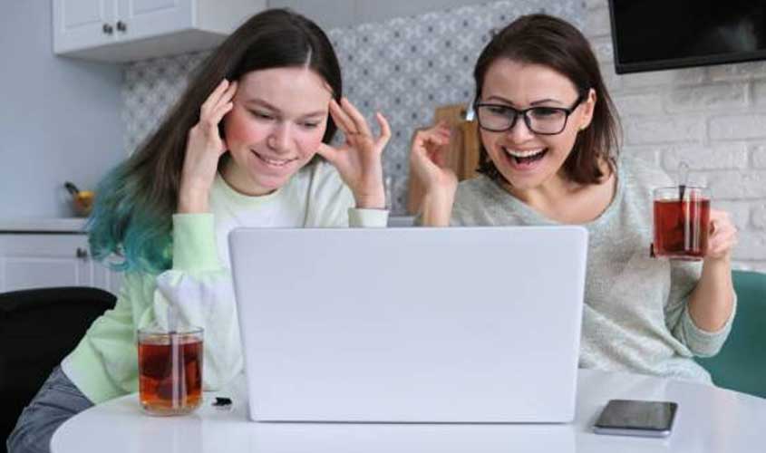 Toda a magia e o mistério que cercam a charmed serie estão disponíveis no app