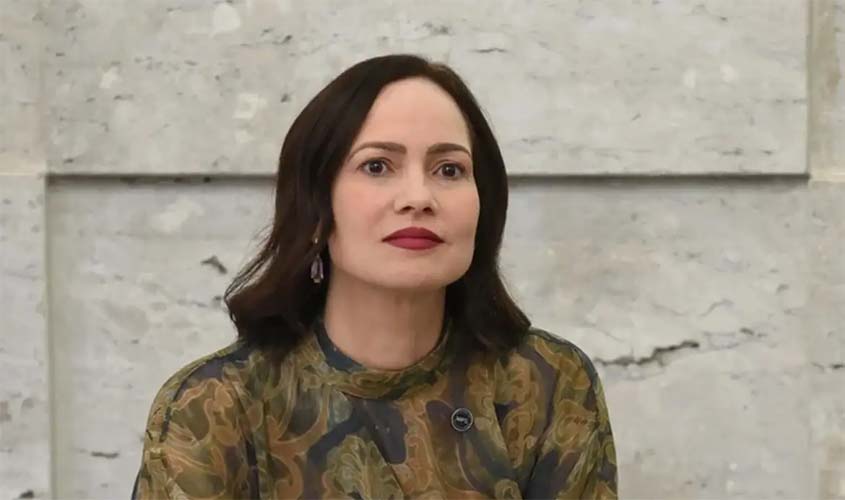 Servidora Ana Cristina Viana assume comando do INSS