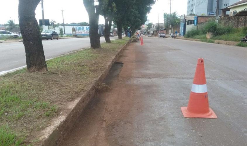 Prefeitura realiza mutirão de limpeza ao longo da avenida dos Imigrantes