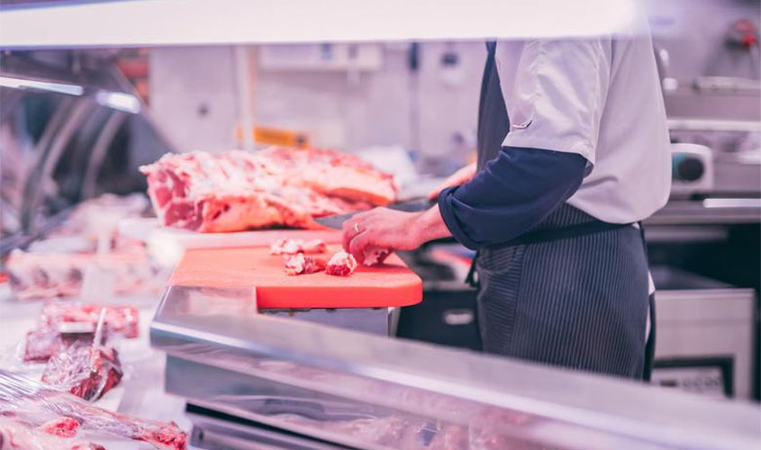 Governo divulga orientações para frigoríficos contra a Covid-19