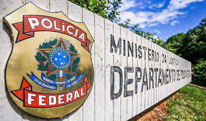 PF prende grupo criminoso por roubo de caminhão com maconha