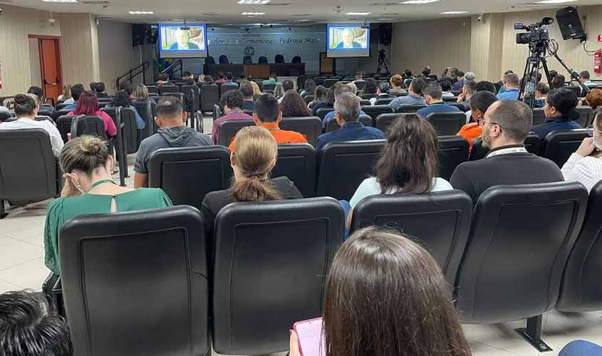 Judiciário de RO realiza palestra sobre Qualidade de Vida no Trabalho com servidores, magistrados e estagiários