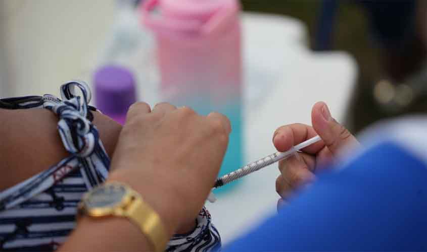 Vacinação contra a gripe acontece no Skate Parque e em outros locais