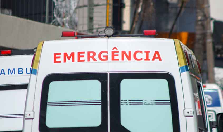 Empresa médica é condenada por transportar empregada em ambulância para o trabalho