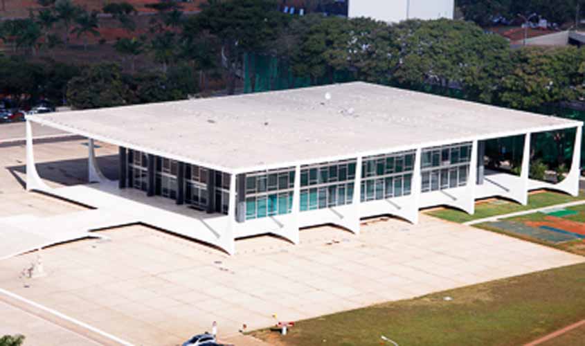 OAB questiona decreto que extingue cargos em comissão e funções em universidades federais