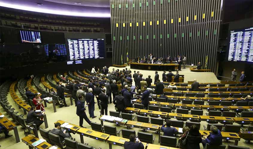 Mulheres terão aposentadoria integral cinco anos antes dos homens