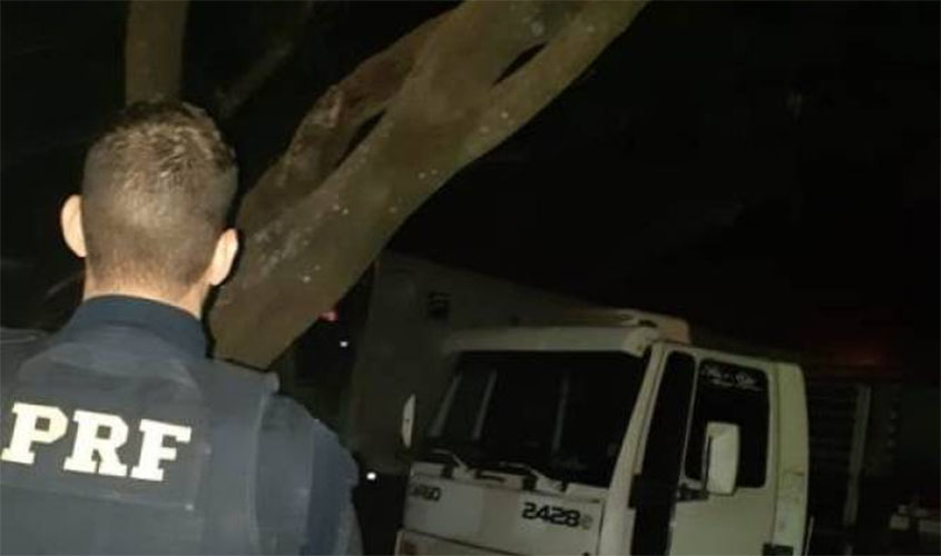 Agentes da PRF salvam homem que tentava se matar diante da esposa grávida em posto de combustíveis