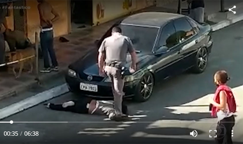 'Quanto mais eu me debatia, mais ele apertava a botina no meu pescoço', diz mulher vítima de violência policial em SP