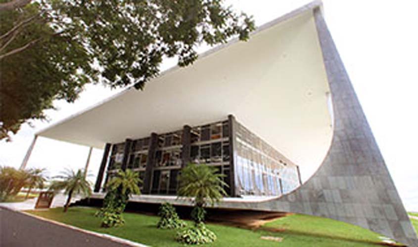 STF decide que recebimento de honorários por procuradores de SP deve observar teto remuneratório