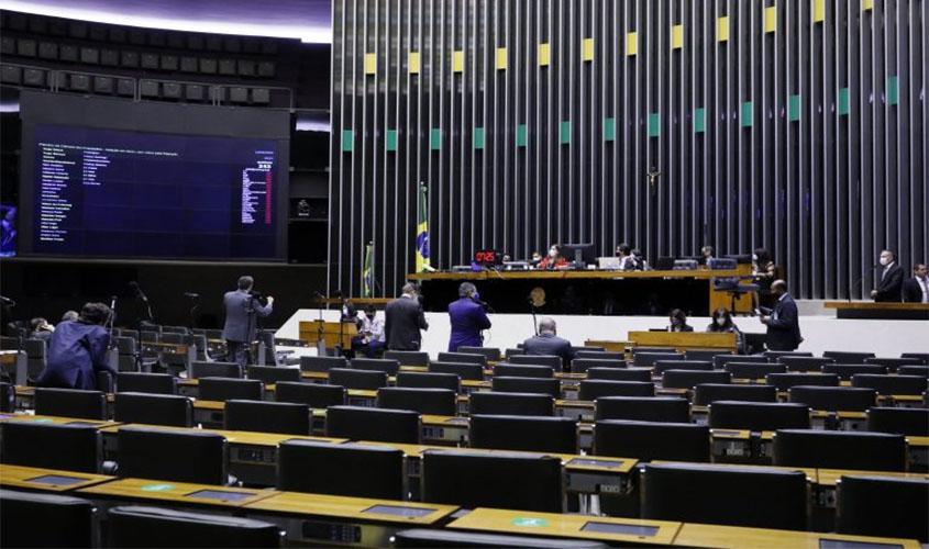 Congresso derruba vetos; e receitas médicas serão aceitas em formato digital