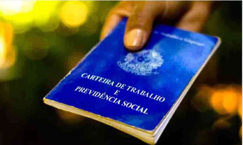 Falta de baixa na carteira de jardineiro não justifica indenização por danos materiais