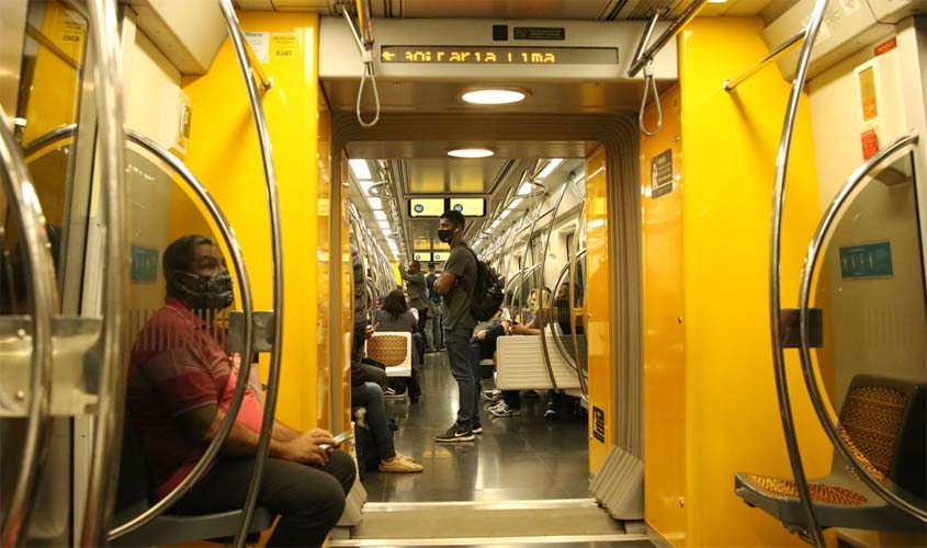 Covid-19: governo simplifica medidas para entrada de viajantes no país