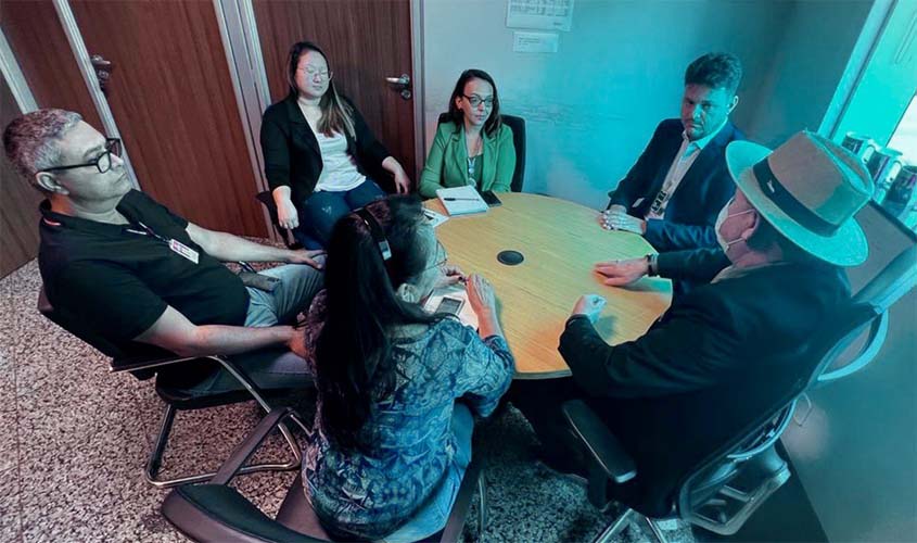 MP participa de campanha de vacinação, promovida pela AGEVISA, nas cidades que fazem fronteira em RO