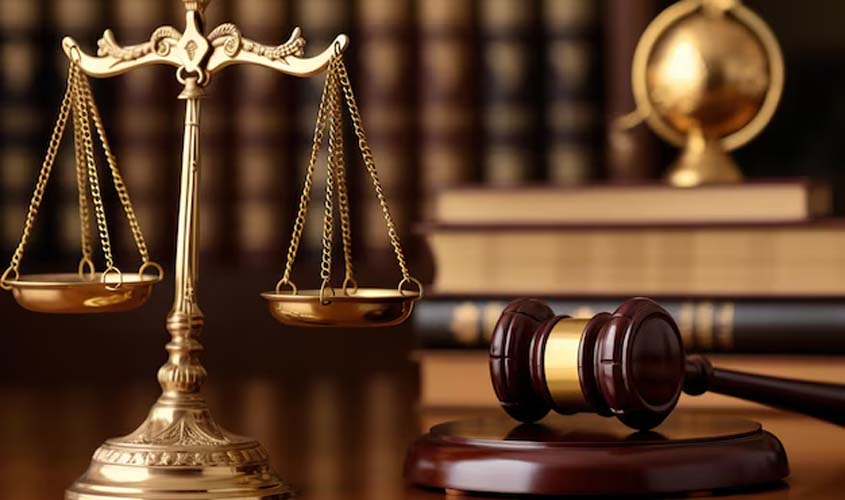 Mulher ganha R$7 mil por dano de árvore