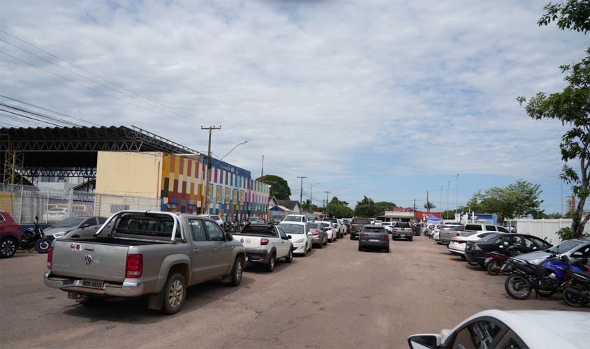 Prefeitura de Porto Velho implanta estacionamento na rua Pio XII
