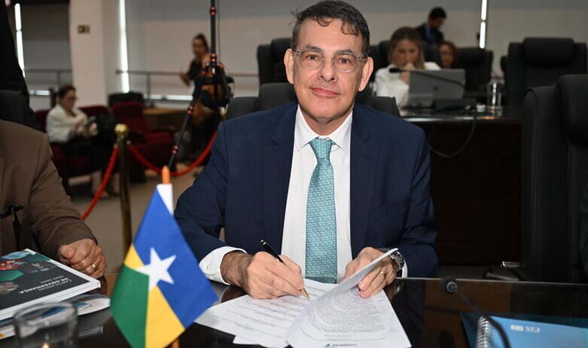 Presidente do TJRO assina Carta de Curitiba no Consepre