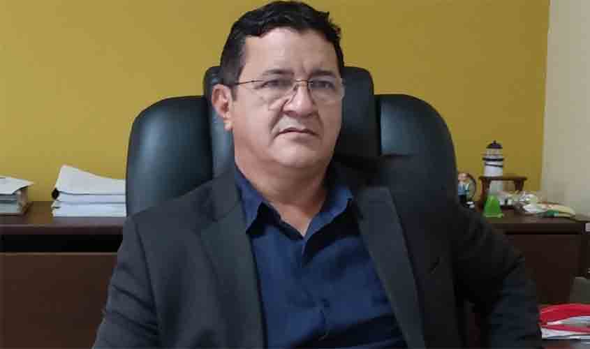 Airton Procópio é reeleito presidente 