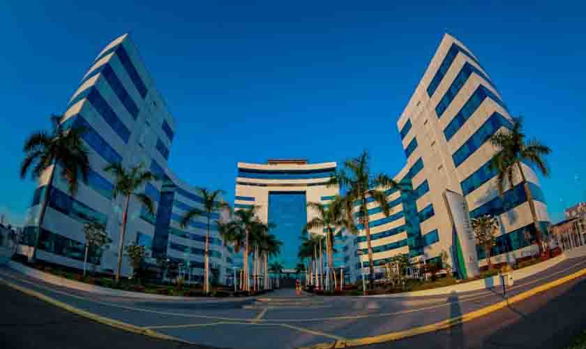 Repartições públicas estaduais fecham no feriado da Proclamação da República e retomam atividades na terça-feira, 16