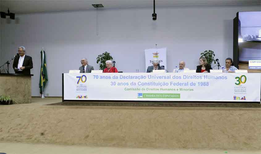 Ativistas de Direitos Humanos celebram 70 anos da Declaração Universal e temem retrocessos
