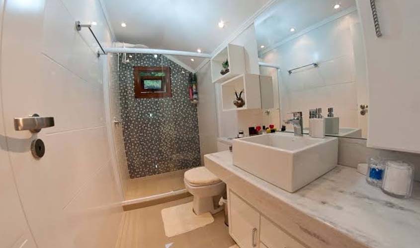 Como decorar um banheiro para a família toda