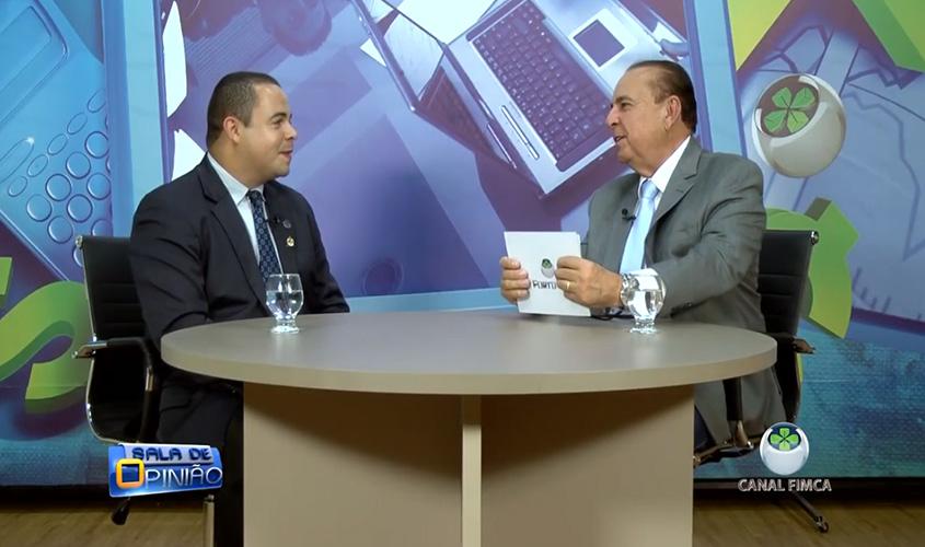 Sala de Opinião com Dr. Aparício Carvalho