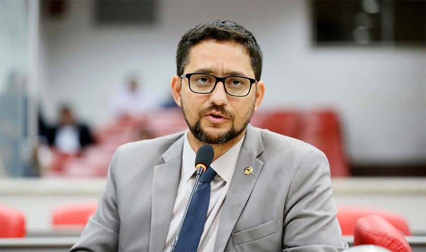 Anderson Pereira vota favorável ao o Refaz que vai beneficiar pequenos e médios empresários